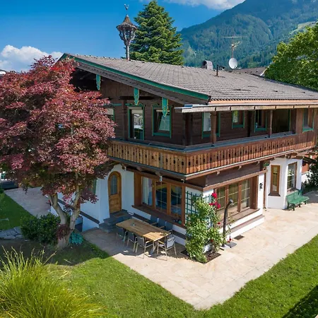 Emma- Fuer Bis Zu 10 Personen- Eigener Garten- Absolute Privats By Interhome Ferienhaus