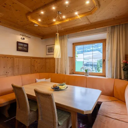 Emma- Fuer Bis Zu 10 Personen- Eigener Garten- Absolute Privats By Interhome *